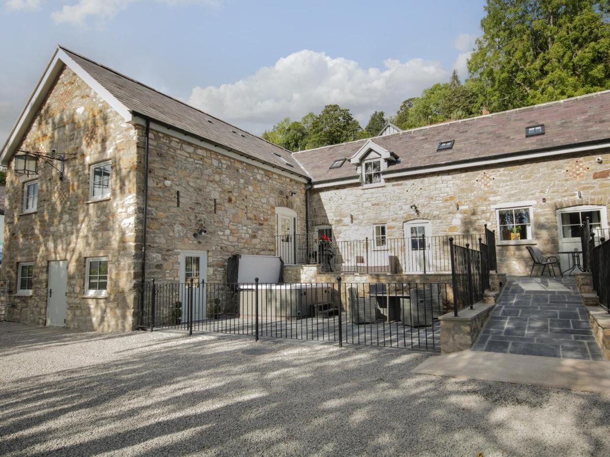 Villa Sun Trevor Barn 2 à Llangollen Extérieur photo