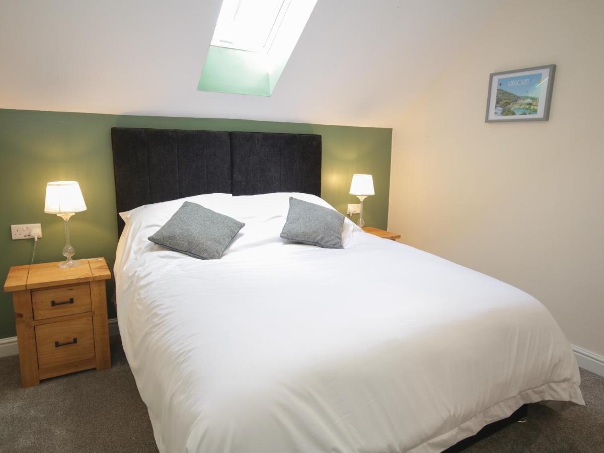 Villa Sun Trevor Barn 2 à Llangollen Extérieur photo
